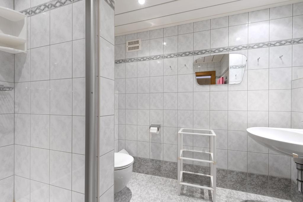 フラッハウHaus Menewegerアパートメント エクステリア 写真