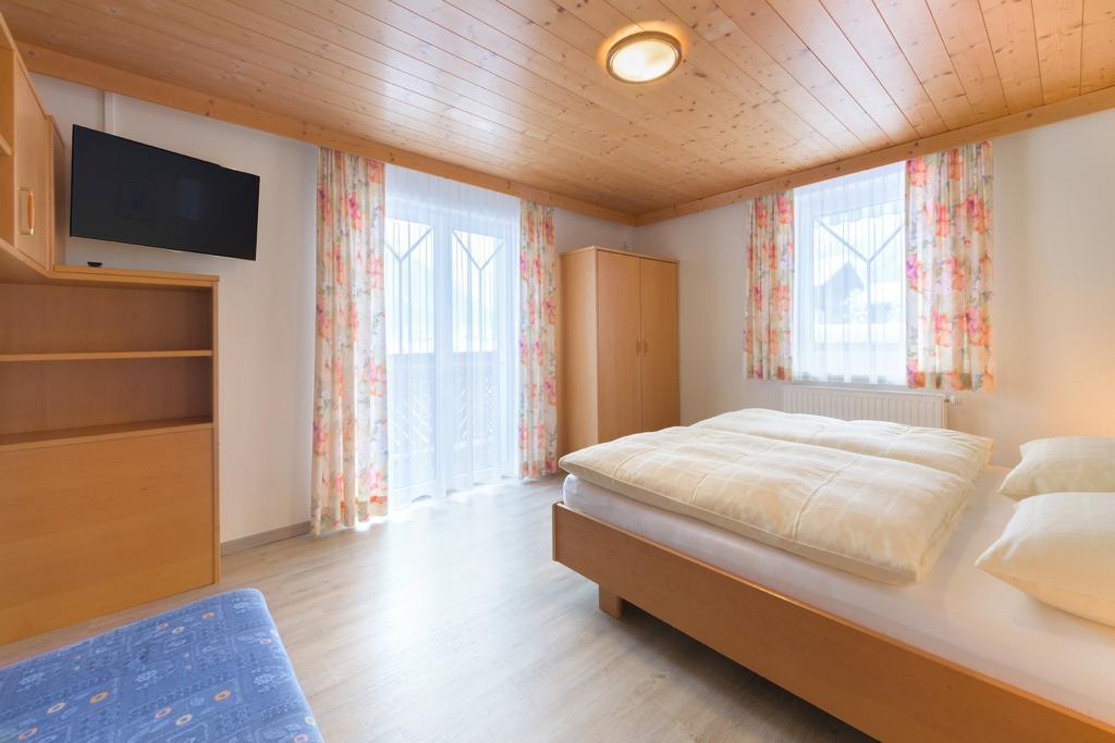 フラッハウHaus Menewegerアパートメント エクステリア 写真