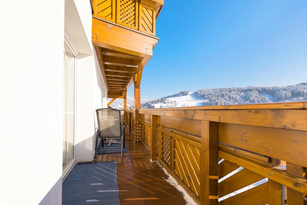 フラッハウHaus Menewegerアパートメント エクステリア 写真