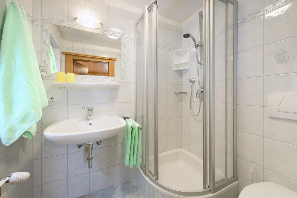 フラッハウHaus Menewegerアパートメント 部屋 写真