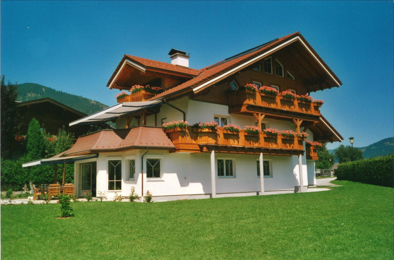 フラッハウHaus Menewegerアパートメント エクステリア 写真